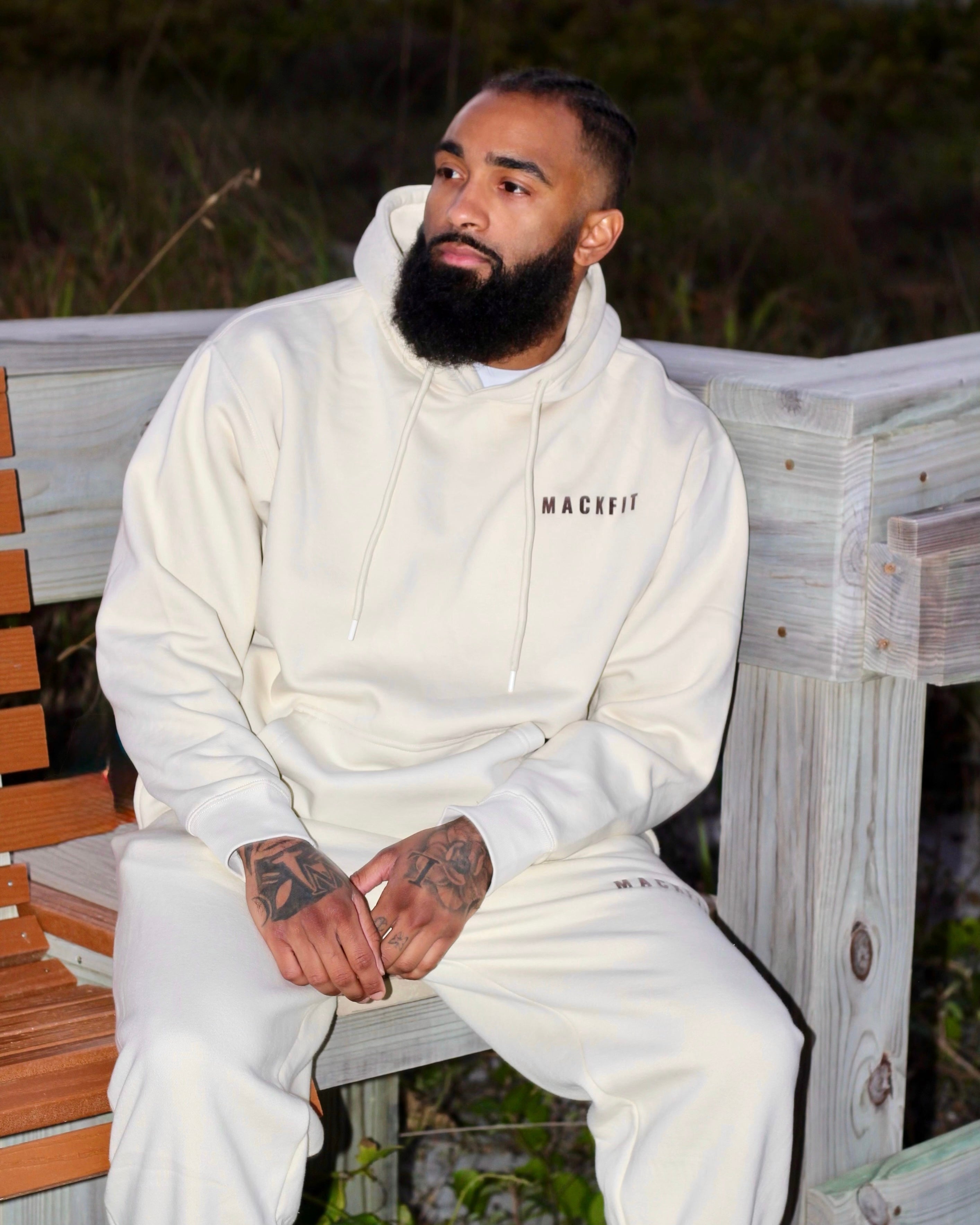LIFESTYLE Hoodie-Creme